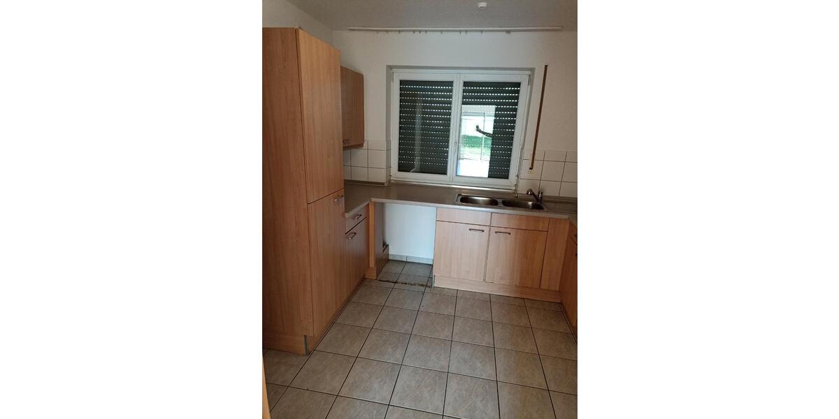 Doppelhaushälfte Vilseck - 9 Zimmer, 138 m&sup2;, 280.000&euro; | Angebot:27110725