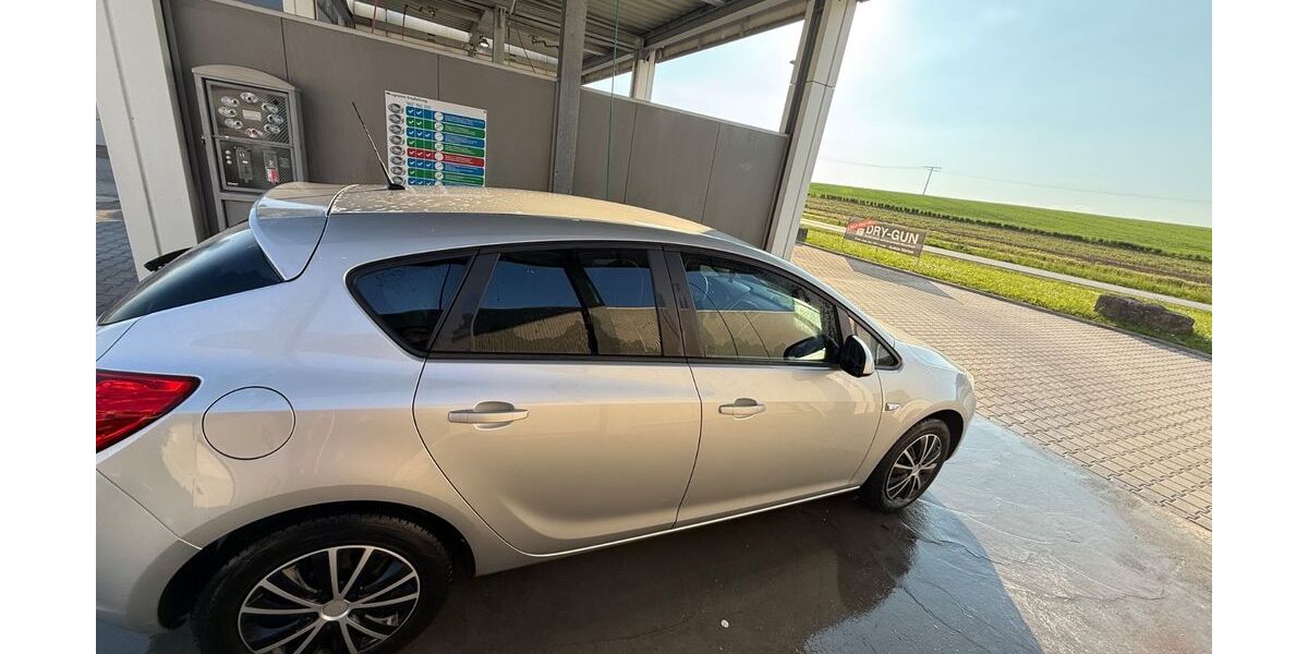 Opel Astra 147.850 km 4.550 &euro; Neuenstein 74632