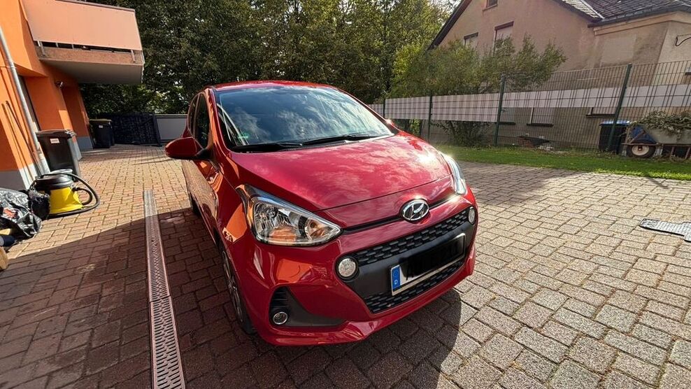 Hyundai i10 24.600 km 9.900 € Schneeberg 08289