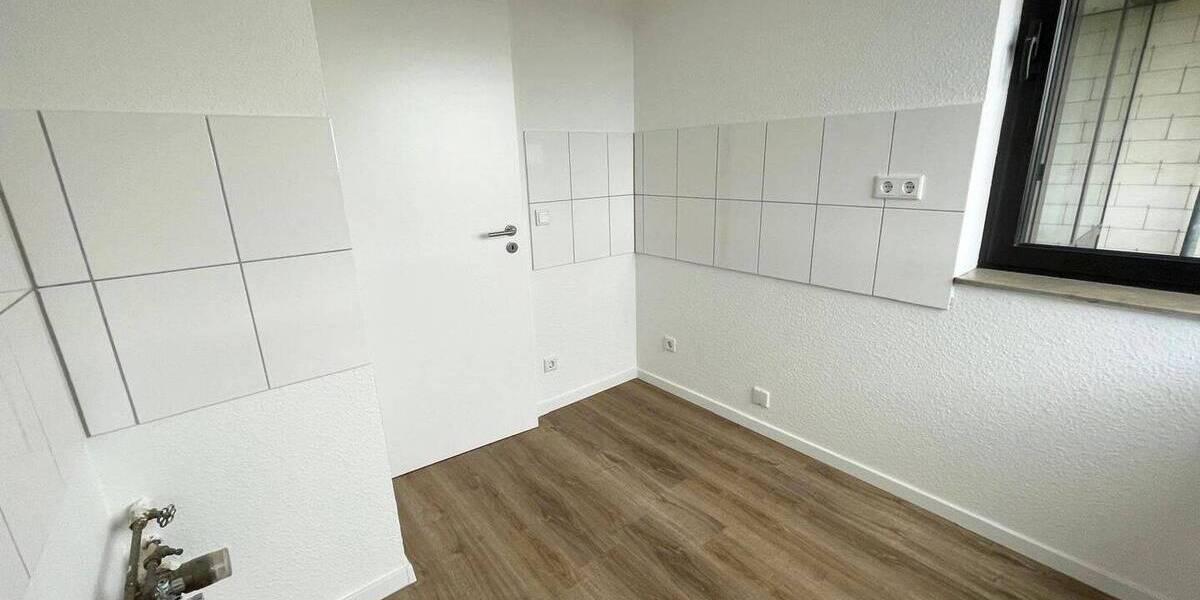 Etagenwohnung Köln Urbach - 3 Zimmer, 82 m&sup2;, 1.120&euro; | Angebot:26879047