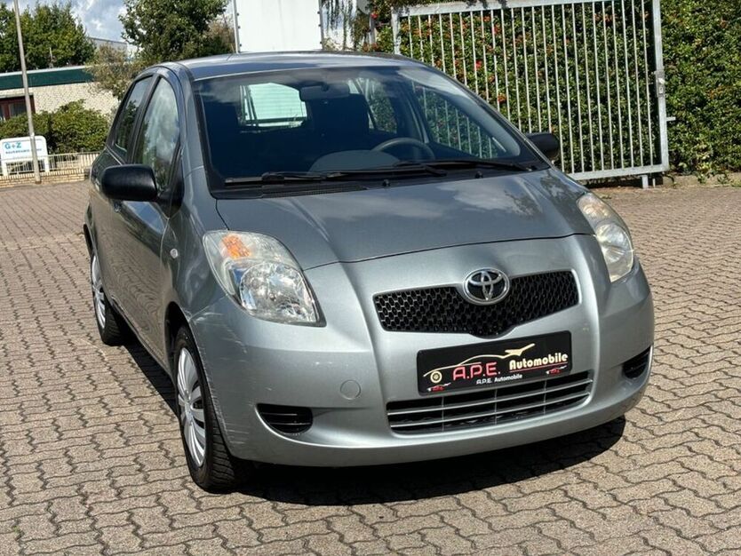 Yaris