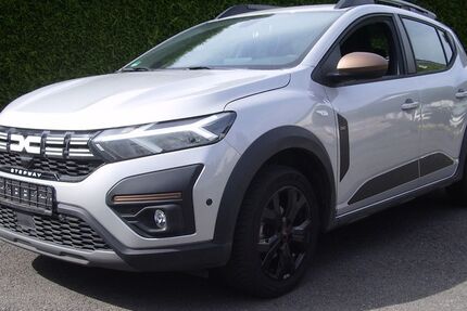 Dacia Sandero 15.000 km 17.290 &euro; Nümbrecht 51588