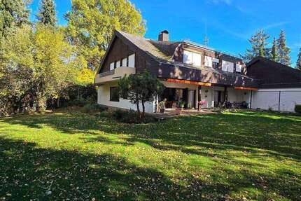 Haus Weiden in der Oberpfalz Lerchenfeld - 7 Zimmer, 320 m&sup2;, 689.000&euro; | Angebot:26816310