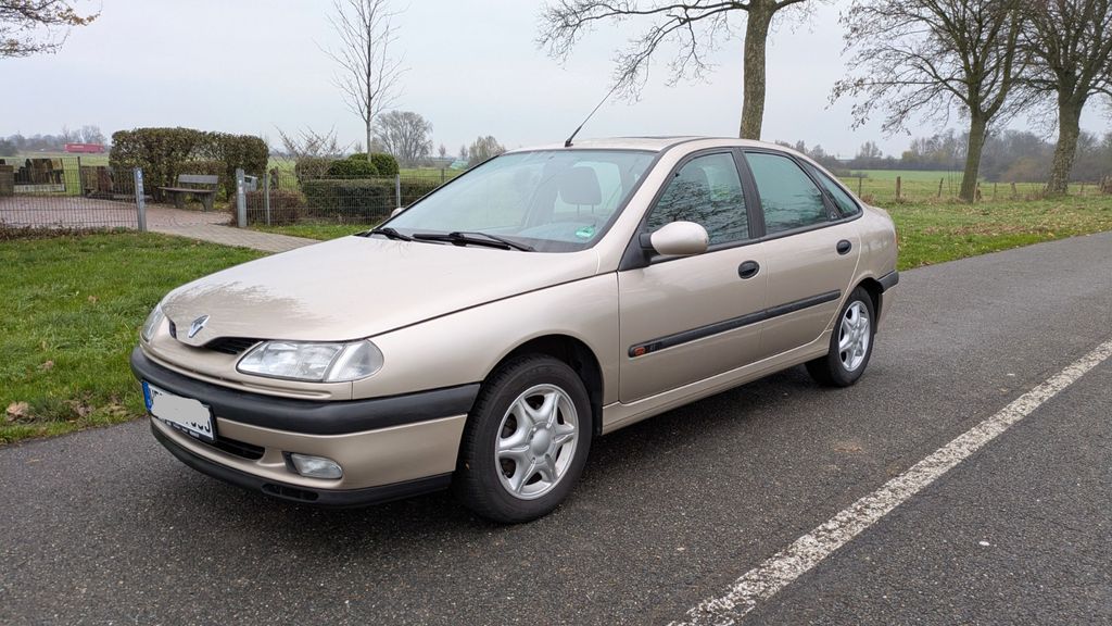 Renault Laguna 71.700 km 2.900 &euro; Wesel 46487