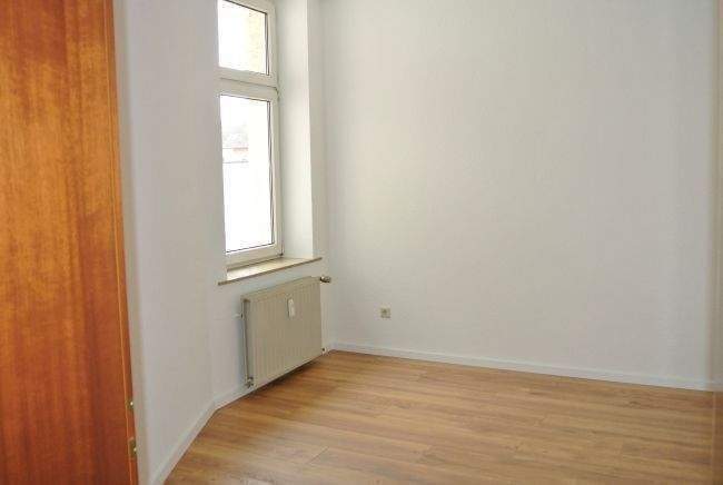 Etagenwohnung Mülheim an der Ruhr Mitte-Ost - 4 Zimmer, 93 m&sup2;, 665&euro; | Angebot:24689410