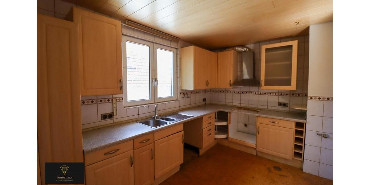 Dachgeschoßwohnung Lichtenstein - 4 Zimmer, 112 m&sup2;, 115.000&euro; | Angebot:26757850