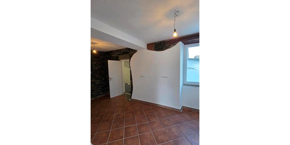 Einfamilienhaus Welling - 7 Zimmer, 185 m&sup2;, 1.750&euro; | Angebot:24848218