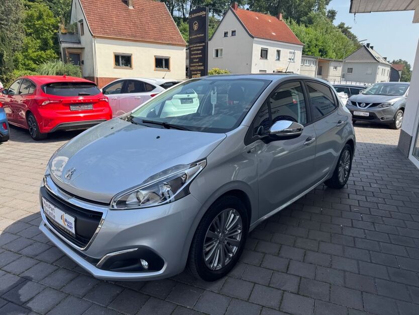 Peugeot 208 70.913 km 7.900 € Beckingen 66701