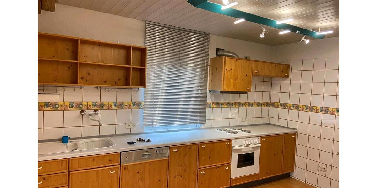 Obergeschoß Wohnung mit Dachgeschoss 110 m² in Nördlingen 3 zimmer