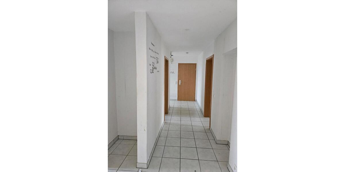 Etagenwohnung Ettringen - 4 Zimmer, 100 m&sup2;, 850&euro; | Angebot:24729270