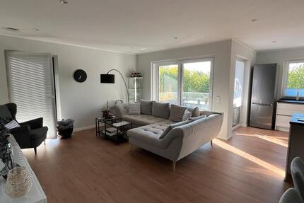 Neuwertige 4-Zimmer-Wohnung (115 m²) mit Balkon & EBK in Kenn 4 zimmer