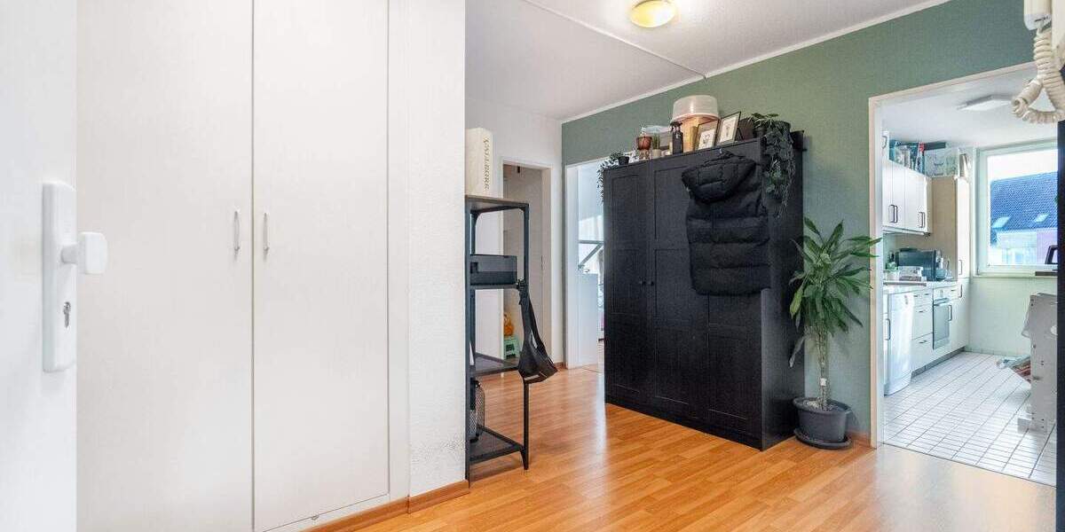 Etagenwohnung Hennigsdorf - 2 Zimmer, 72 m&sup2;, 215.000&euro; | Angebot:25820494