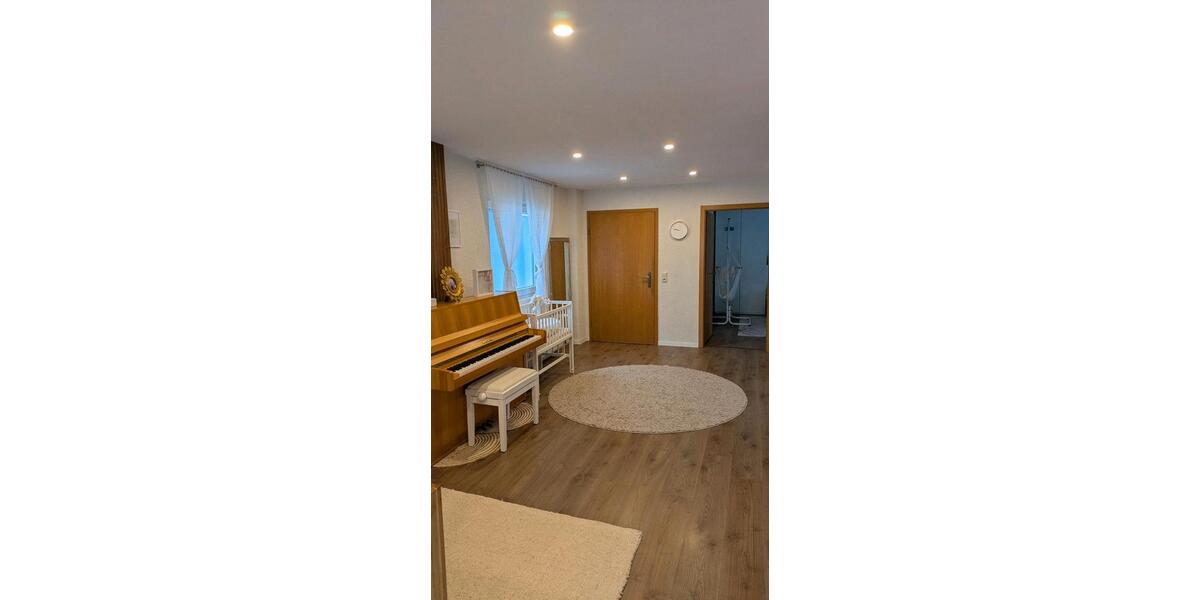 Etagenwohnung Lüdenscheid Staberg - 2.5 Zimmer, 69 m&sup2;, 112.000&euro; | Angebot:27155501