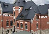 Wohnung zum Mieten in Merseburg 820 € 99 m²