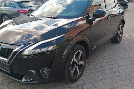 Nissan Qashqai 63.000 km 22.600 &euro; Landshut 84034