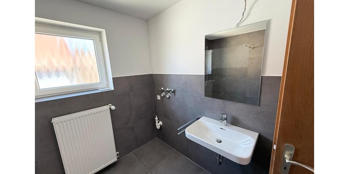 Etagenwohnung Atting - 3 Zimmer, 80 m&sup2;, 890&euro; | Angebot:26416891