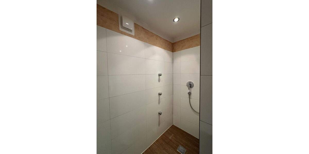 Mehrfamilienhaus, Wohnhaus Mutterstadt - 8 Zimmer, 250 m&sup2;, 770.000&euro; | Angebot:25659282