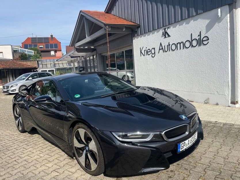 i8