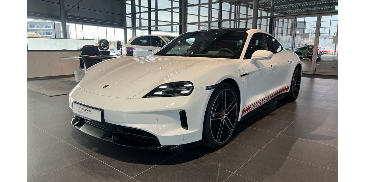 Porsche Taycan 3.013 km 132.800 &euro; Bielefeld 33719