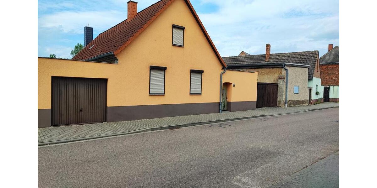 Einfamilienhaus Osternienburger Land - 6 Zimmer, 90 m&sup2;, 95.000&euro; | Angebot:27131239