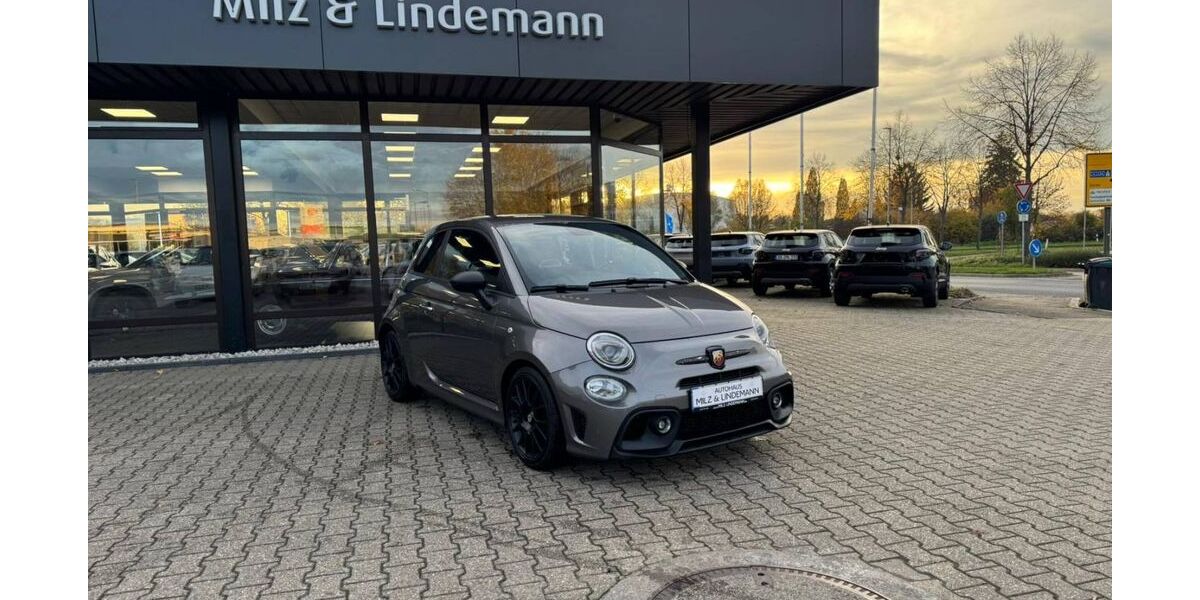Abarth 500 80.183 km 19.490 &euro; Jülich 52428