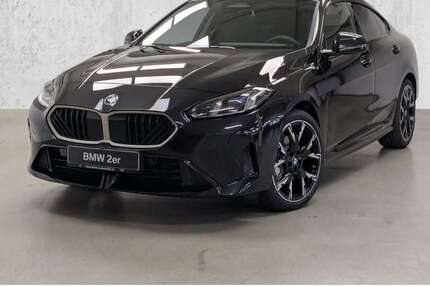 BMW 218 1.001 km 42.299 &euro; Düsseldorf 40595