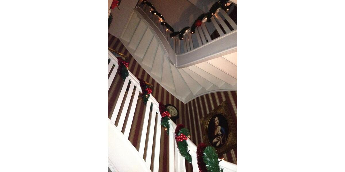 Villa Schleiden - 5 Zimmer, 170 m&sup2;, 1.900&euro; | Angebot:23928329