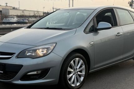 Opel Astra 193.631 km 3.650 &euro; Duisburg 47138