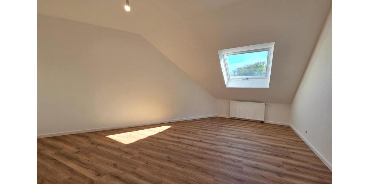 Dachgeschoßwohnung Balve - 3 Zimmer, 56 m&sup2;, 465&euro; | Angebot:26283496