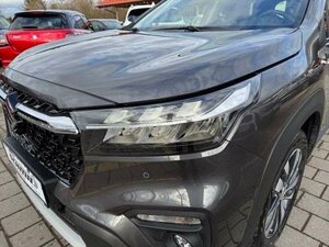 Suzuki SX4 S-Cross S-CROSS 1.5 COMF.+ALLGRIP AGS 5.228 km 27.990 &euro; Höhenkirchen-Siegertsbrun 85635