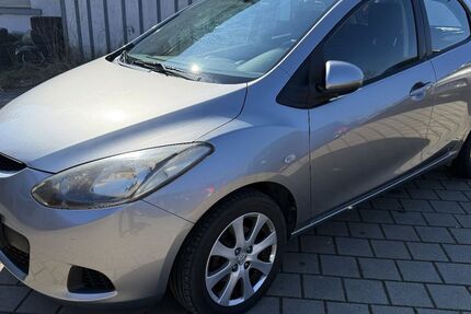 Mazda 2 142.000 km 3.390 &euro; ERTINGEN 88521