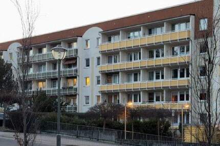 Wohnung Gotha - 4 Zimmer, 73 m&sup2;, 79.000&euro; | Angebot:25563159