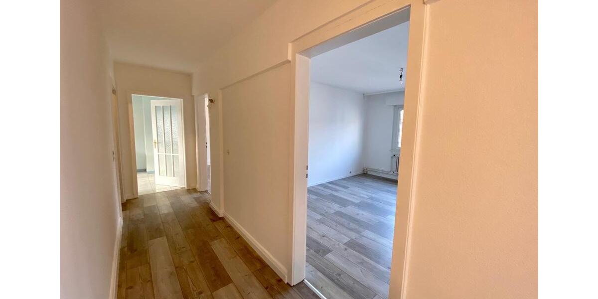 Etagenwohnung Pforzheim - 3 Zimmer, 84 m&sup2;, 800&euro; | Angebot:26678675