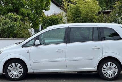 Opel Zafira 79.000 km 4.780 &euro; Rüsselsheim am Main 65428