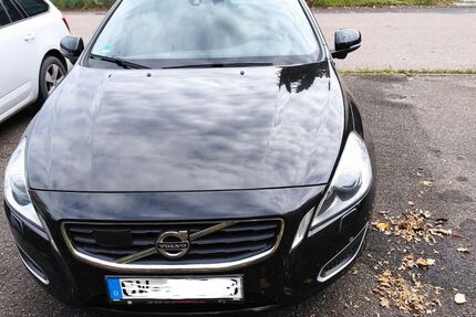 Volvo S60 107.000 km 9.900 &euro; Bad Liebenzell 75378