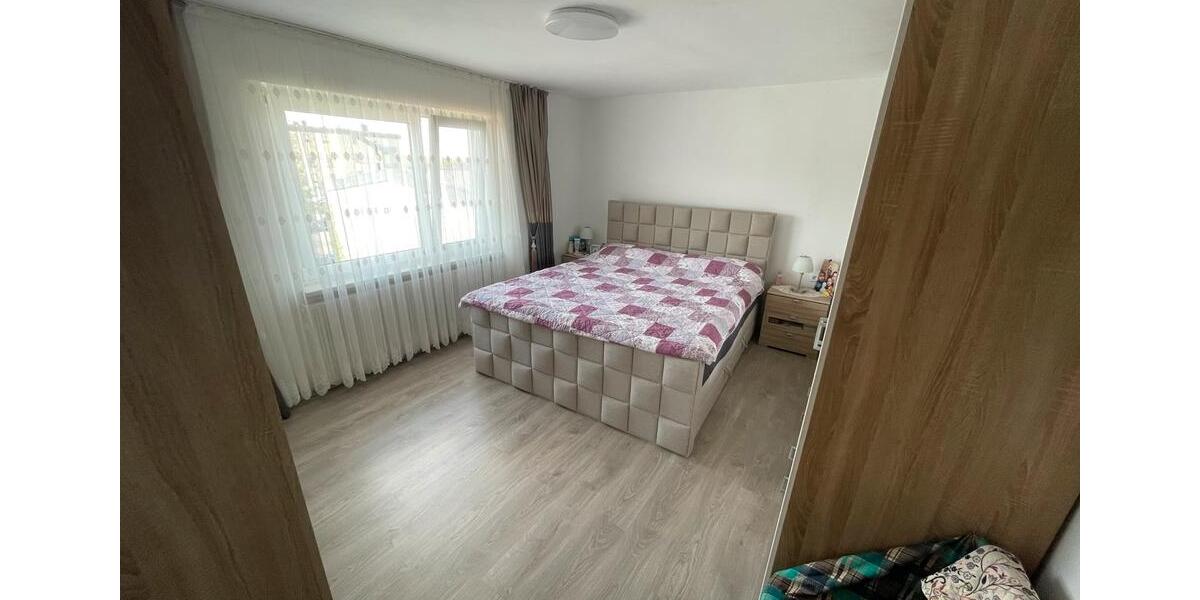 Reihenhaus Bad Dürkheim - 4 Zimmer, 150 m&sup2;, 480.000&euro; | Angebot:27043289