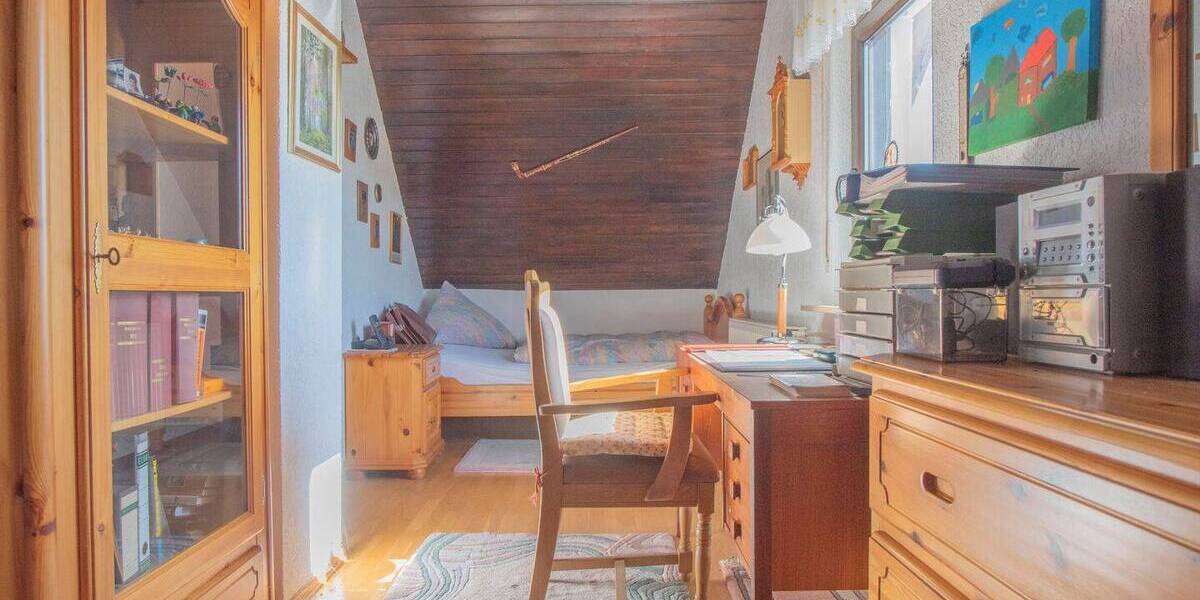 Einfamilienhaus Hungen Villingen - 7 Zimmer, 135 m&sup2;, 245.000&euro; | Angebot:26359752