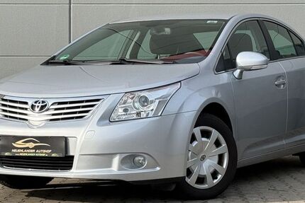 Toyota Avensis 62.000 km 8.990 &euro; Bremen 28199