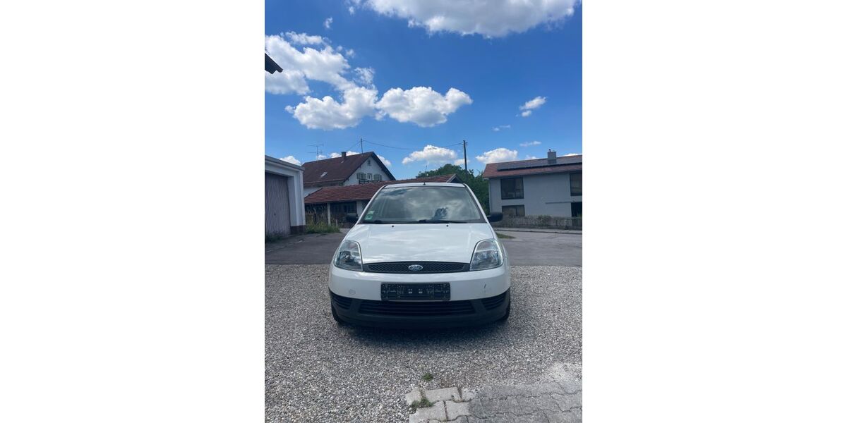 Ford Fiesta 90.000 km 1.600 &euro; Utting 86919