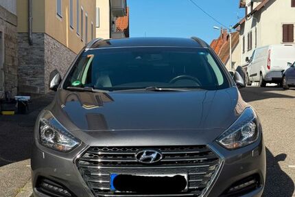 Hyundai i40 135.000 km 9.500 &euro; Stuttgart 70173
