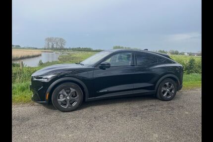 Ford Mustang Mach-E 57.500 km 30.900 &euro; Ottweiler 66564