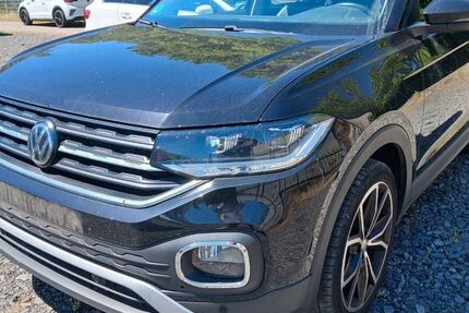 VW T-Cross 99.890 km 15.900 &euro; Ginsheim Gustavsburg 65462