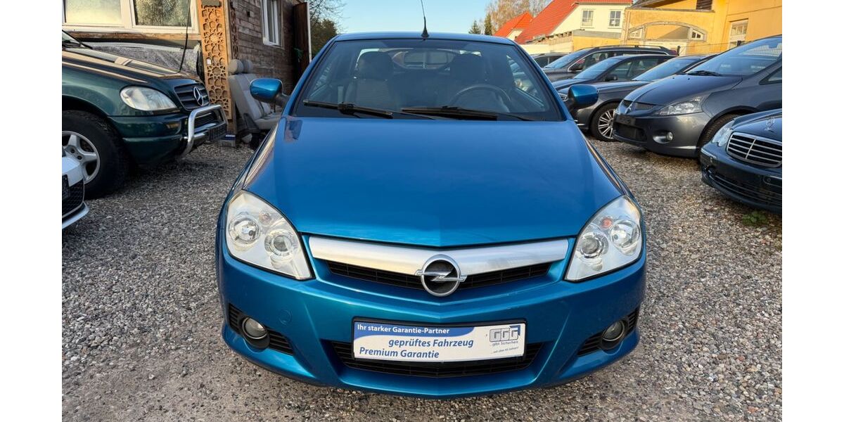 Opel Tigra 154.000 km 2.499 &euro; Kronshagen 24119