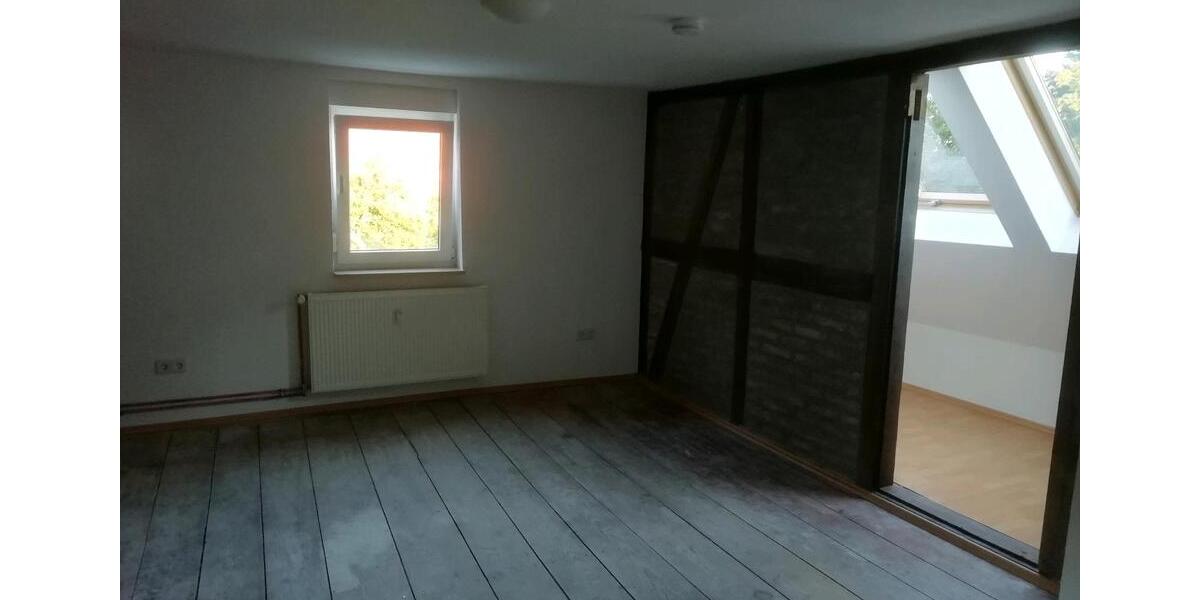 Dachgeschoßwohnung Milower Land - 2 Zimmer, 75 m&sup2;, 900&euro; | Angebot:13025697