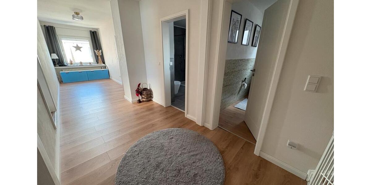 Einfamilienhaus Steinheim - 8 Zimmer, 175 m&sup2;, 265.000&euro; | Angebot:24833146