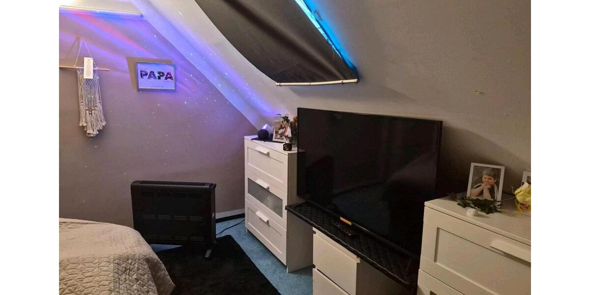 Dachgeschoßwohnung Hille - 6 Zimmer, 170 m&sup2;, 795&euro; | Angebot:25146710