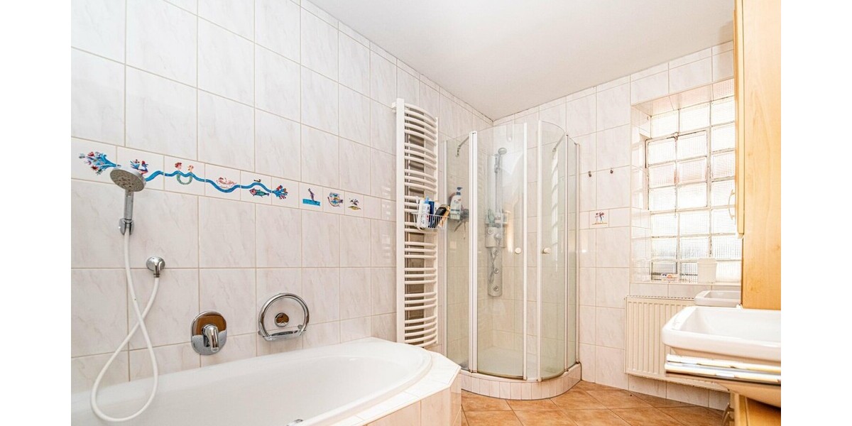Ein Zuhause mit Geschichte, Charakter und mediterranem Gartenparadies mitten in Cham - Einfamilienhaus Cham | Angebot:27171764