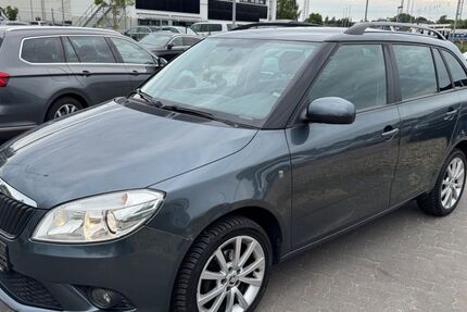 Skoda Fabia 204.000 km 3.450 € Hamburg 22525
