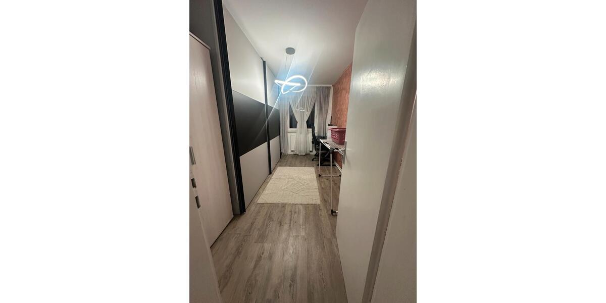 Etagenwohnung Rosenheim Innenstadt - 3 Zimmer, 60 m&sup2;, 884&euro; | Angebot:25568300