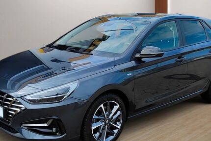 Hyundai i30 30.200 km 17.990 &euro; Bremerhaven 27568